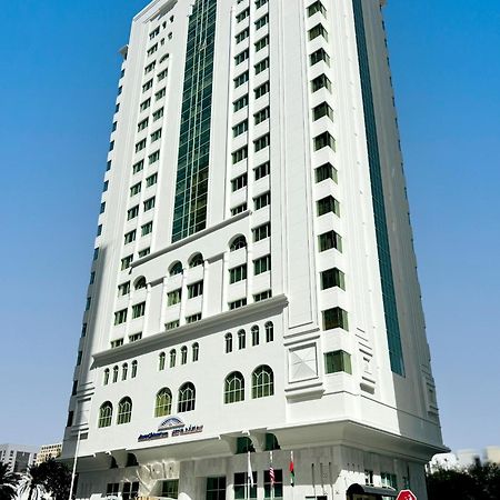 Howard Johnson By Wyndham Abu Dhabi Downtown מראה חיצוני תמונה